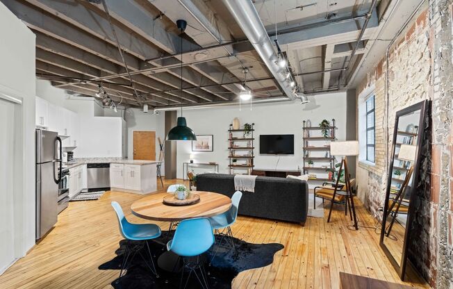 900 Peachtree Lofts
