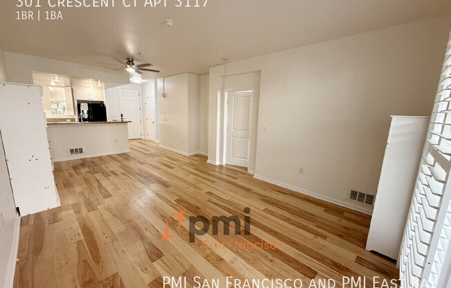 301 Crescent Ct