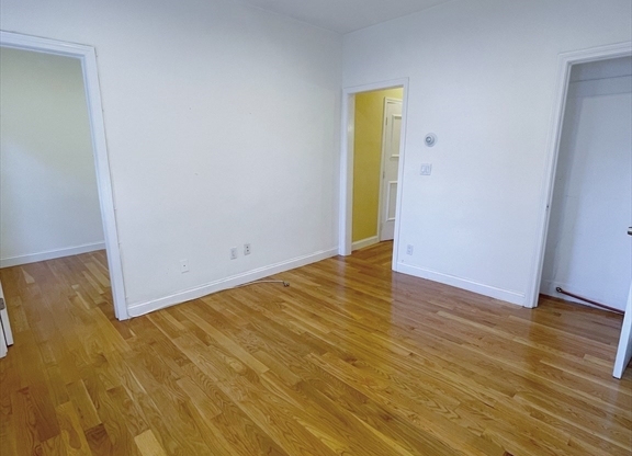 63 MIDDLE ST