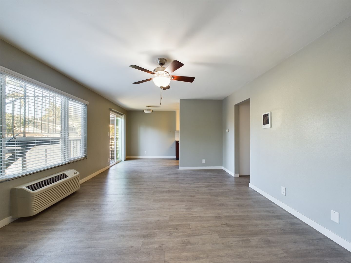 4018 Alabama Street - 2 Bedroom x 1bath - **** 1 month free with 14-month lease.