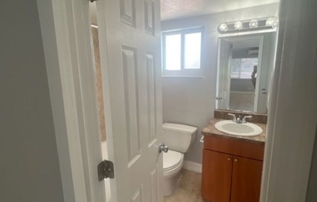 Studio, 1 bath, 550 sqft, $1,495, Unit 113