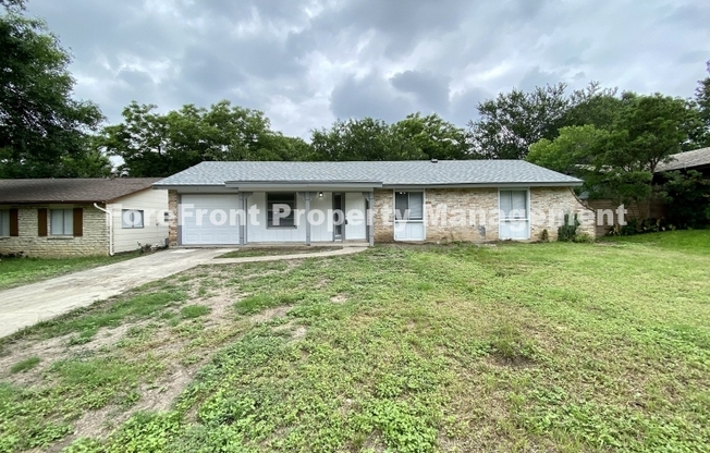 4331 Avenida Prima St