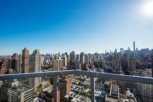 Studio, 1 bath, $13,995, Unit 13F