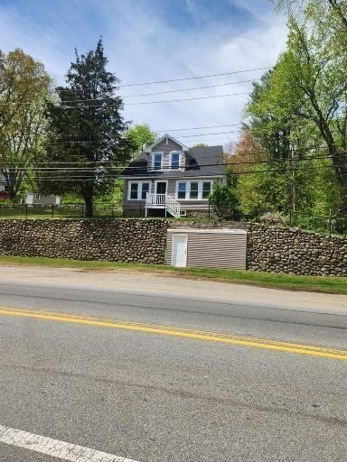 480 AMESBURY RD