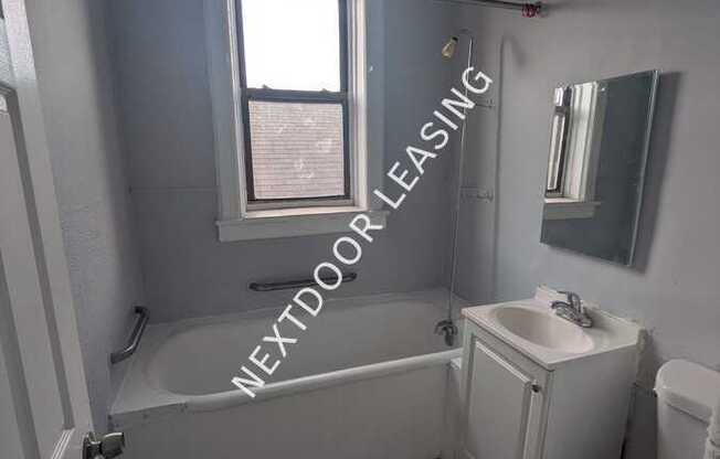 9 Grant Ave 1R