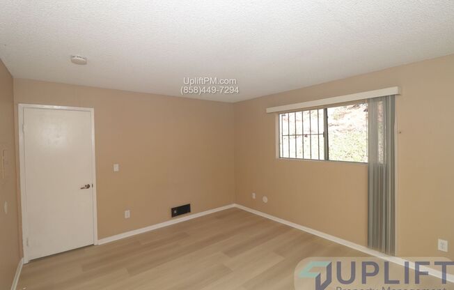 1-BEDROOM, 1-BATHROOM APARTMENT W/ PARKING, POOL, LAUNDRY -MIRA MESA -