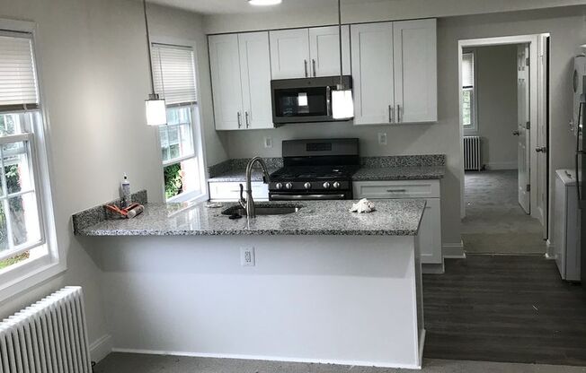 1 bed, 1 bath, 600 sqft, $1,450, Unit 6812-003