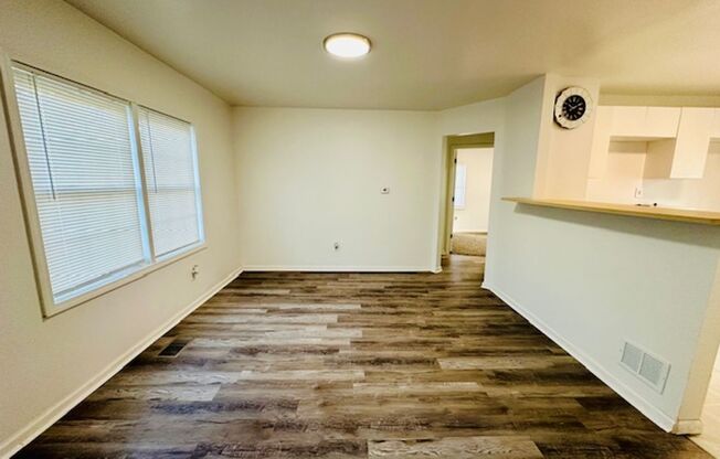 3 beds, 1 bath, $1,350