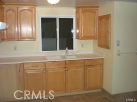 3 beds, 1 bath, 1,010 sqft, $3,200