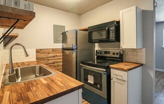 1 bed, 1 bath, 602 sqft, $695, Unit 1