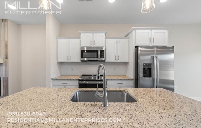 New Construction Modern Home With Open Floor Plan, Whte Cabintery and Primary Bedroom Suite