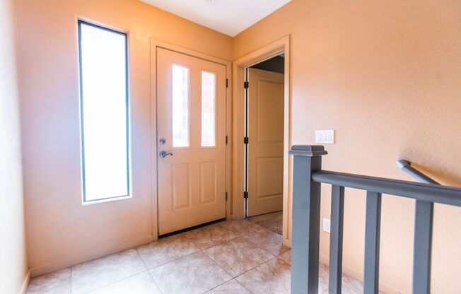 Downtown Tempe 2 Bedroom with LOFT 2 Bathroom, 2 Car Garage