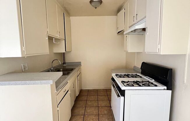 7425Vine