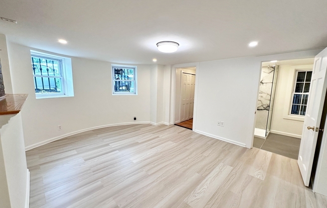 420 SUMNER ST