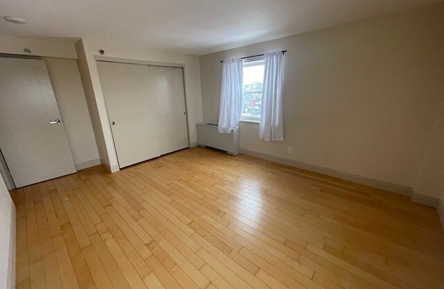 2 beds, 2 baths, 962 sqft, $3,900, Unit 1012
