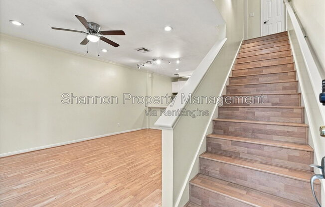 2 beds, 1.5 baths, 1,230 sqft, $2,075