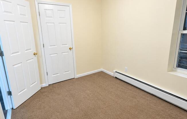 3 beds, 2 baths, 2,871 sqft, $3,600
