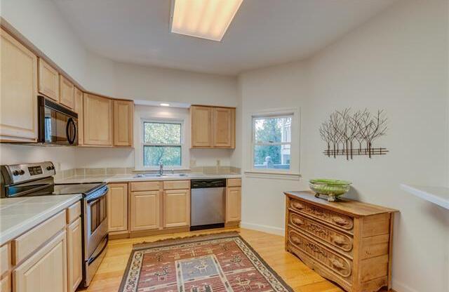 Great Green Hills Condo
