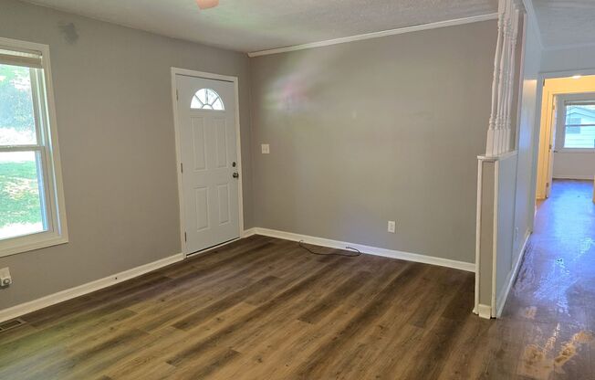 Renovated 3 bed 1.5 bath home located in Mableton