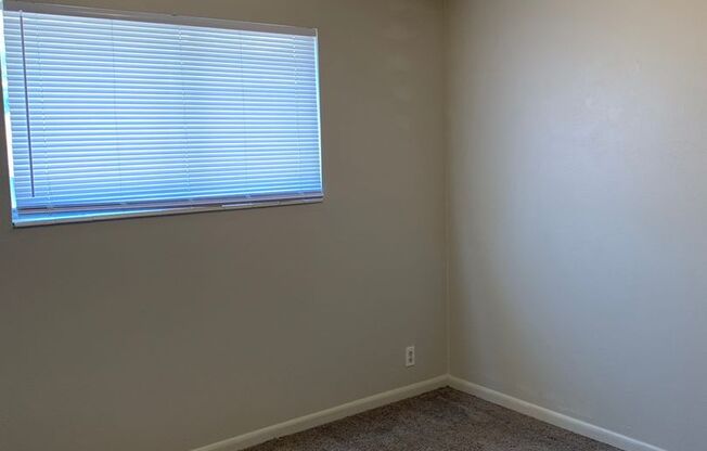 2 beds, 1 bath, $1,245, Unit Unit A2