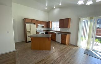 3 beds, 2 baths, $1,700