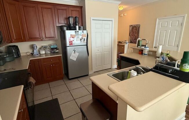 Modern & Spacious 3BR/2.5BA Condo with Stunning Primary Suite