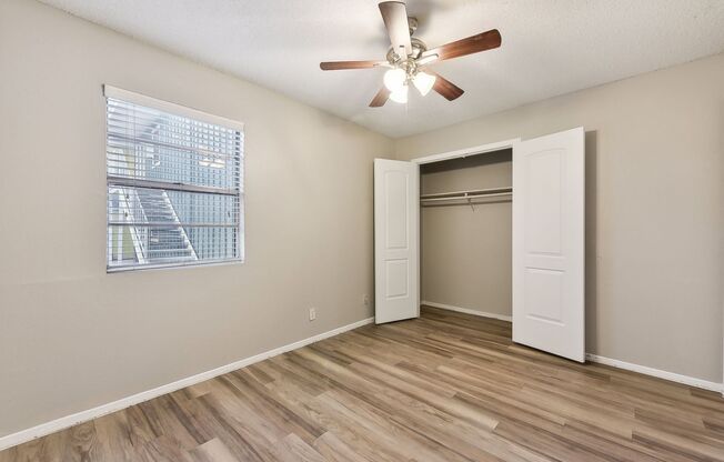 Studio, 1 bath, 440 sqft, $800, Unit 120