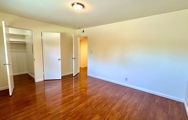 2 beds, 1 bath, $2,290