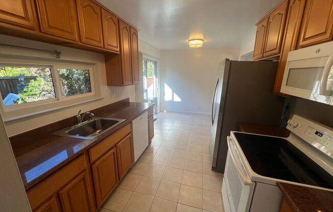 1265-1267 W. Washington Avenue