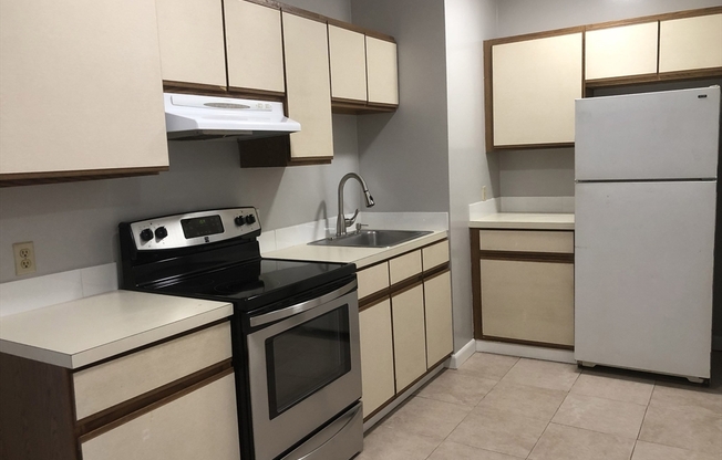 1 bed, 1 bath, 644 sqft, $1,900, Unit 3