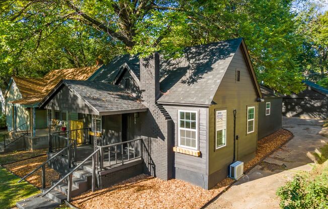 Stunning 2 Bedroom 2 Bath in the heart of Tulsa!