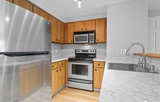 1 bed, 1 bath, $2,300