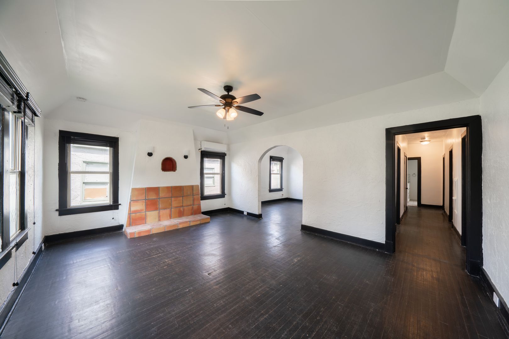 Charming Spanish Revival bungalow!