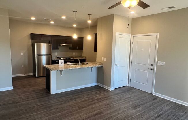 1 bed, 1 bath, 775 sqft, $1,050, Unit C101
