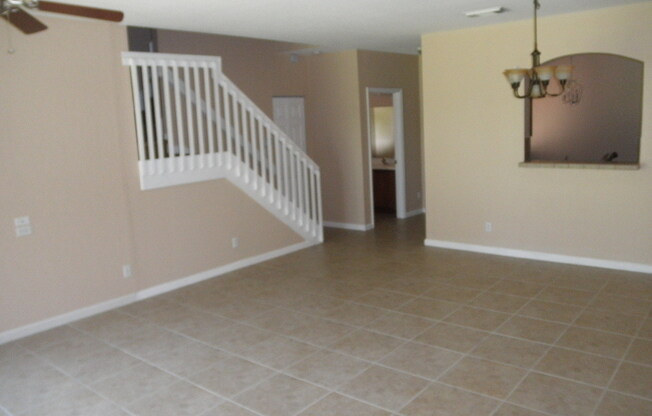 3 beds, 2.5 baths, $2,400