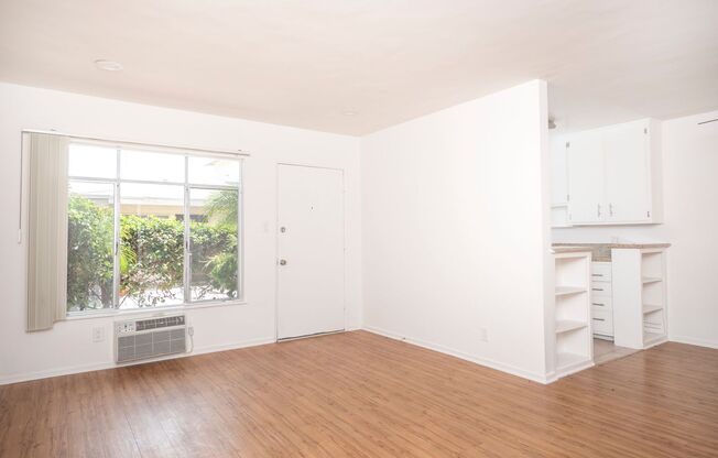 1412 W. 17th St