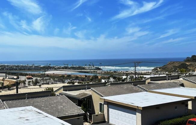Spectacular Views To Ocean And Del Mar Race Track