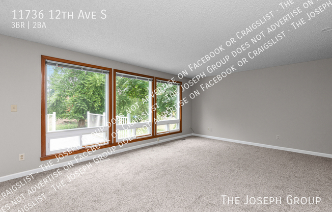 11736 12 AVE S