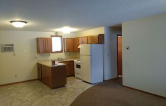 2 beds, 1 bath, 700 sqft, $1,125