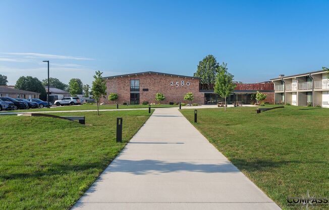 Studio, 1 bath, 330 sqft, $925, Unit 214