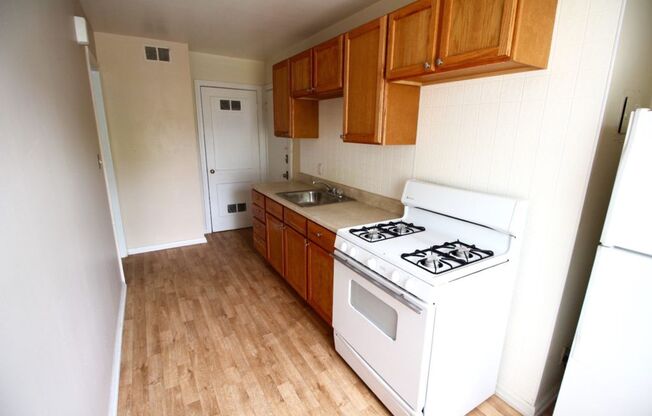 1 bed, 1 bath, 518 sqft, $800, Unit 323N