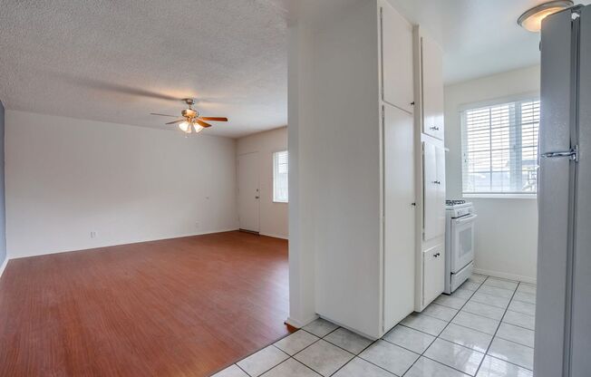 1106 Leighton Ave (B)