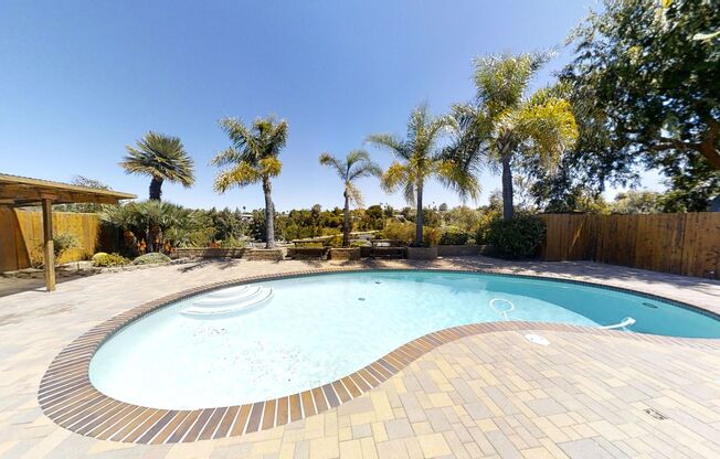 POOL house! BIG rooms! 8 Bedrooms (Lease out, pending signatures. Check back in a few days!)