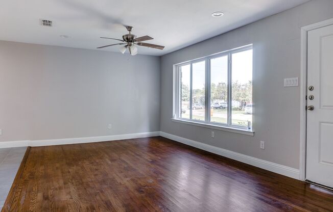 Stunning 3BD/2BA Mesquite Home