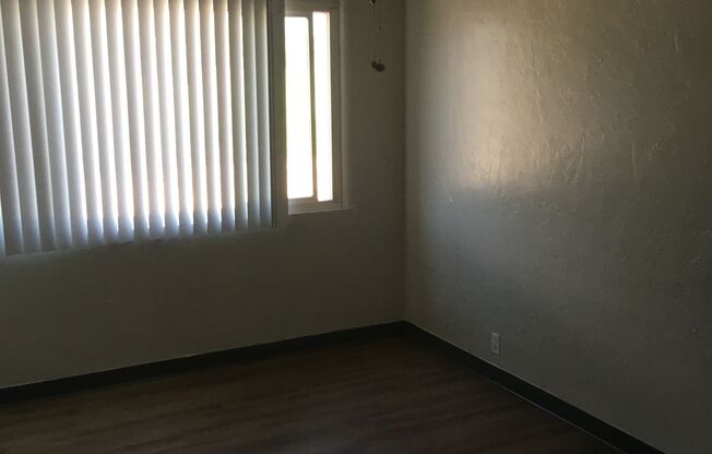 2 beds, 1 bath, 885 sqft, $1,220, Unit 306