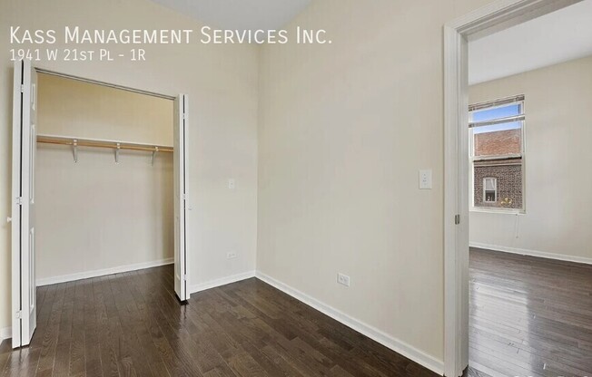 1941 West 21st Place