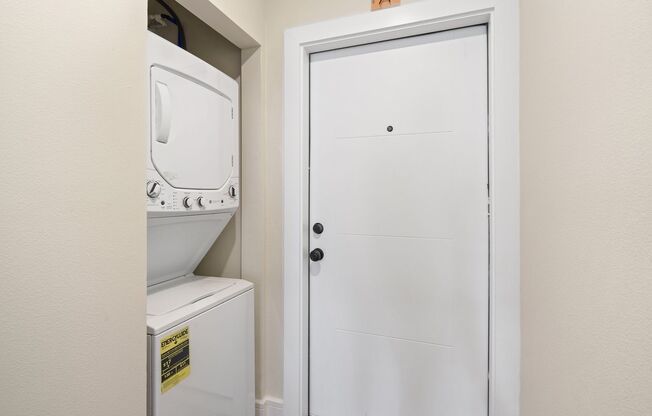 1 bed, 1 bath, 550 sqft, $1,100, Unit 108A
