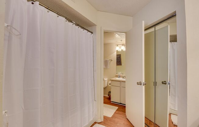 1 bed, 1 bath, 750 sqft, $990, Unit 1309