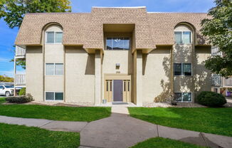7335 E QUINCY AVE