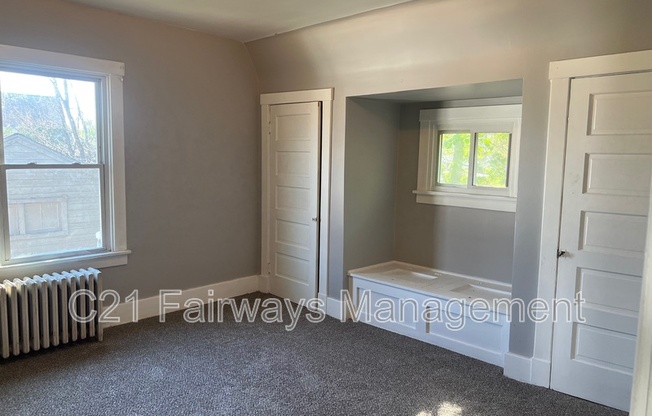 426 MITCHELL AVE